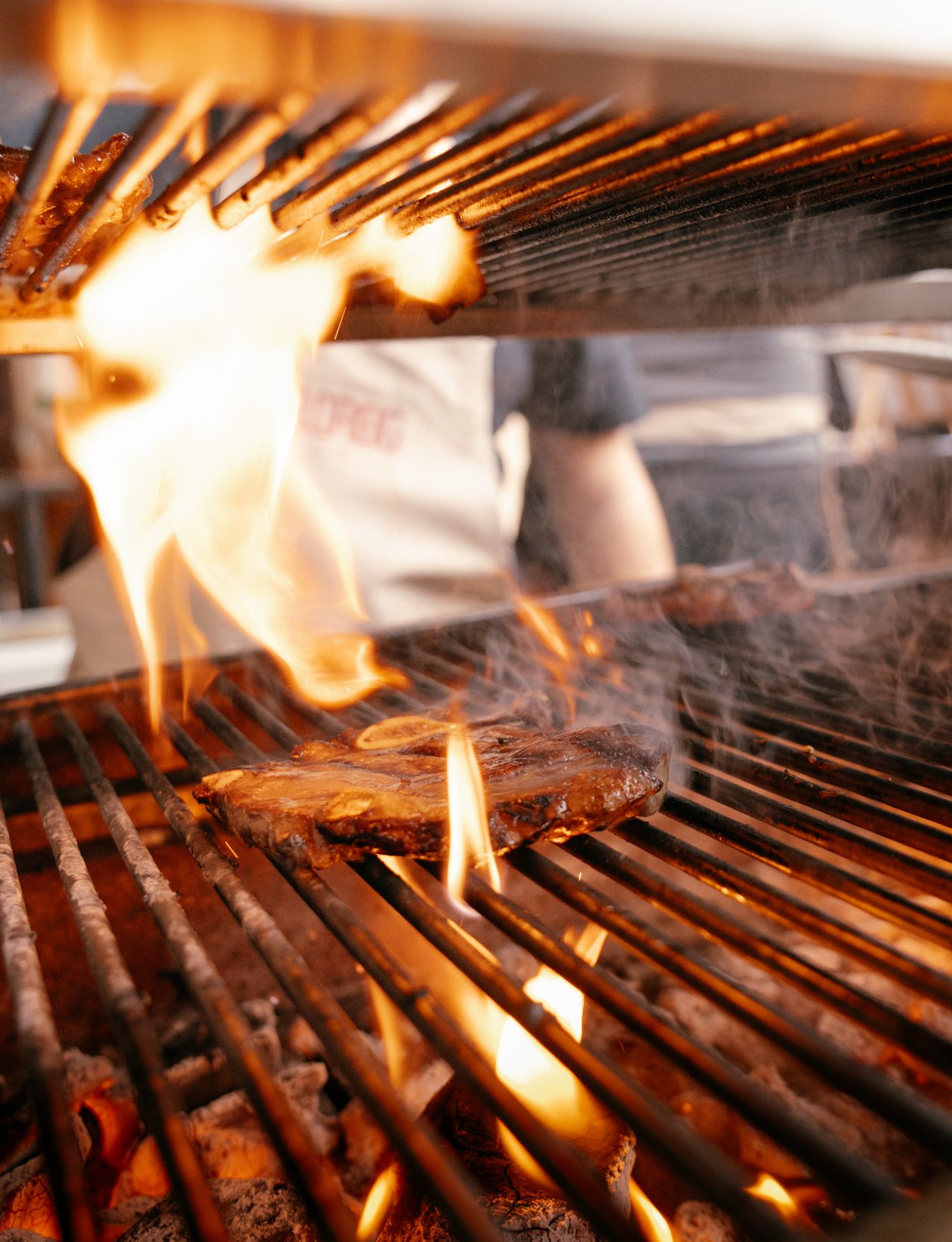 Brasa encendida en Floreig